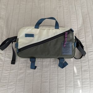 Topo Designs Quick Pack - Cream and Green